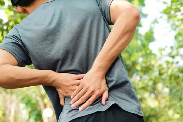 Lợi ích của ghế massage trong trị đau lưng