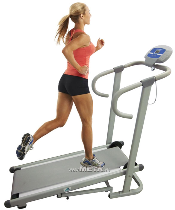 chia sẻ bí quyết chọn máy chạy bộ phòng gym