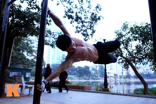 thể dục đường phố cùng xà đơn