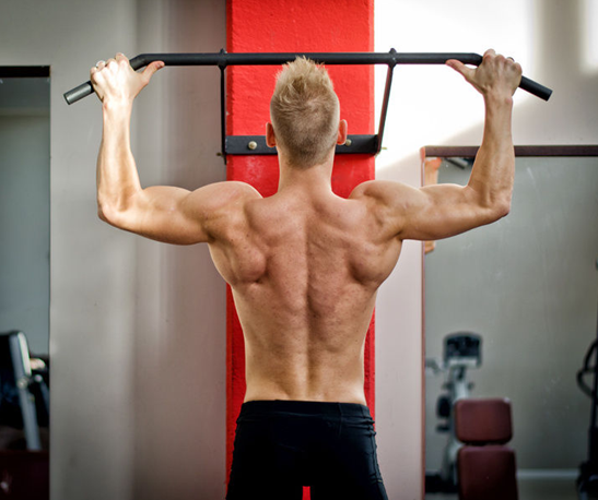 tăng cơ ngực nhờ tập xà đơn đa năng