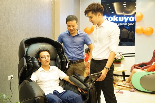 Ghế massage toàn thân phù hợp với lứa tuổi nào nhất ?